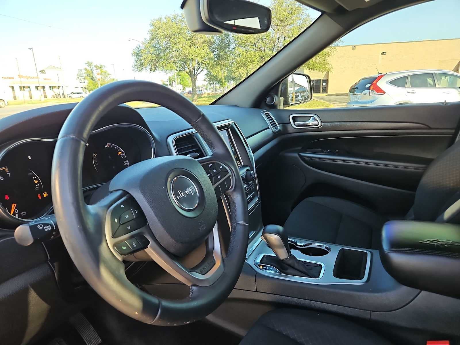 2018 Jeep Grand Cherokee Laredo E