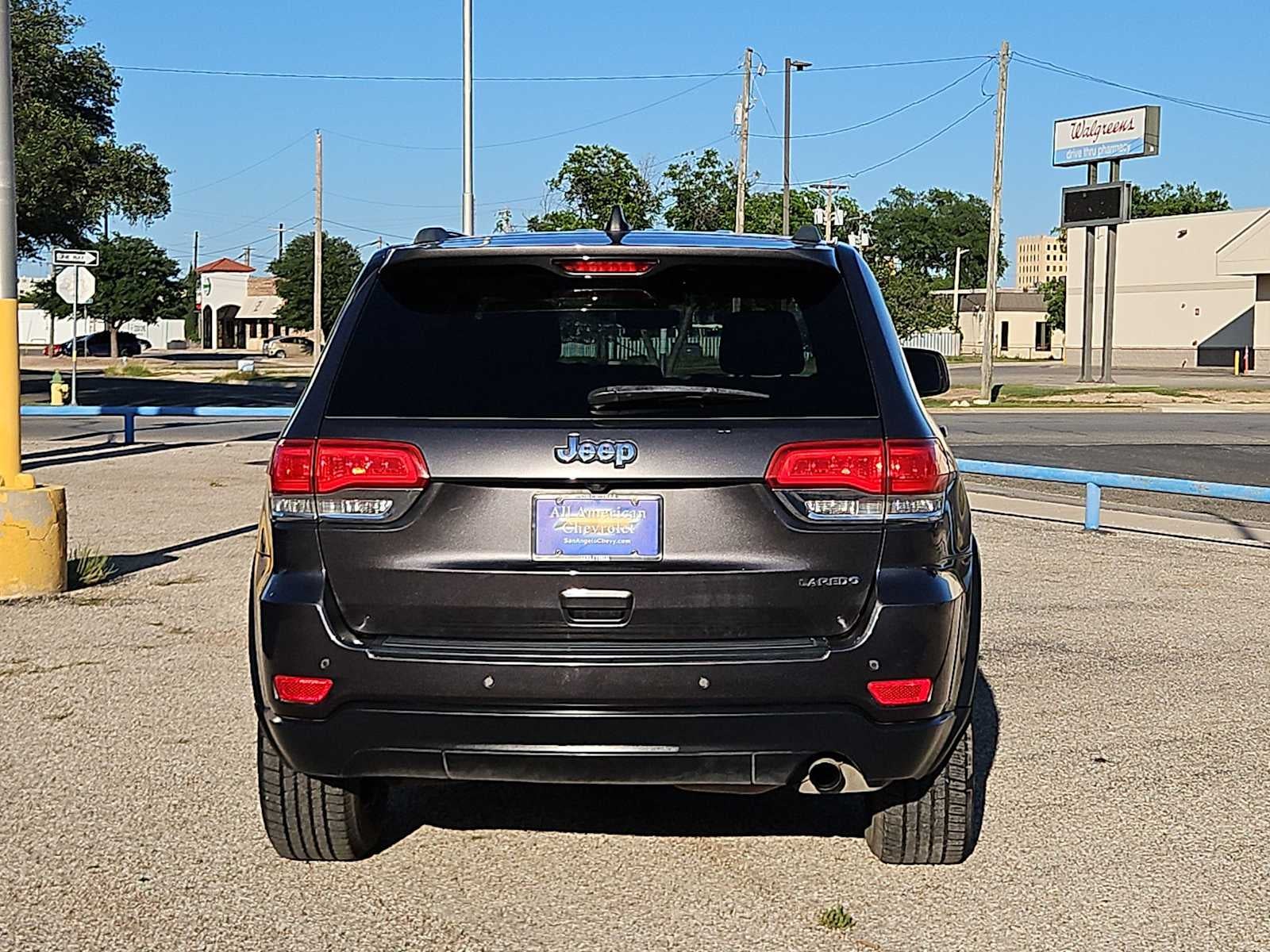 2018 Jeep Grand Cherokee Laredo E