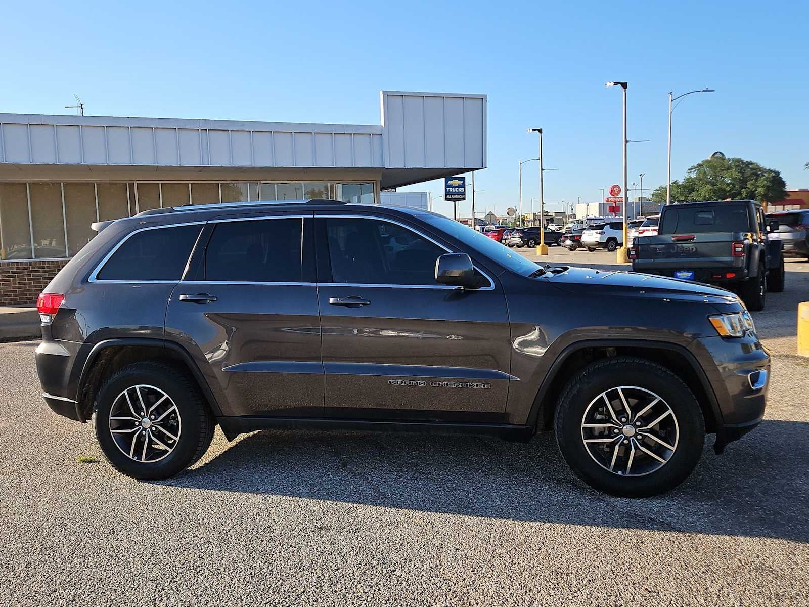 2018 Jeep Grand Cherokee Laredo E