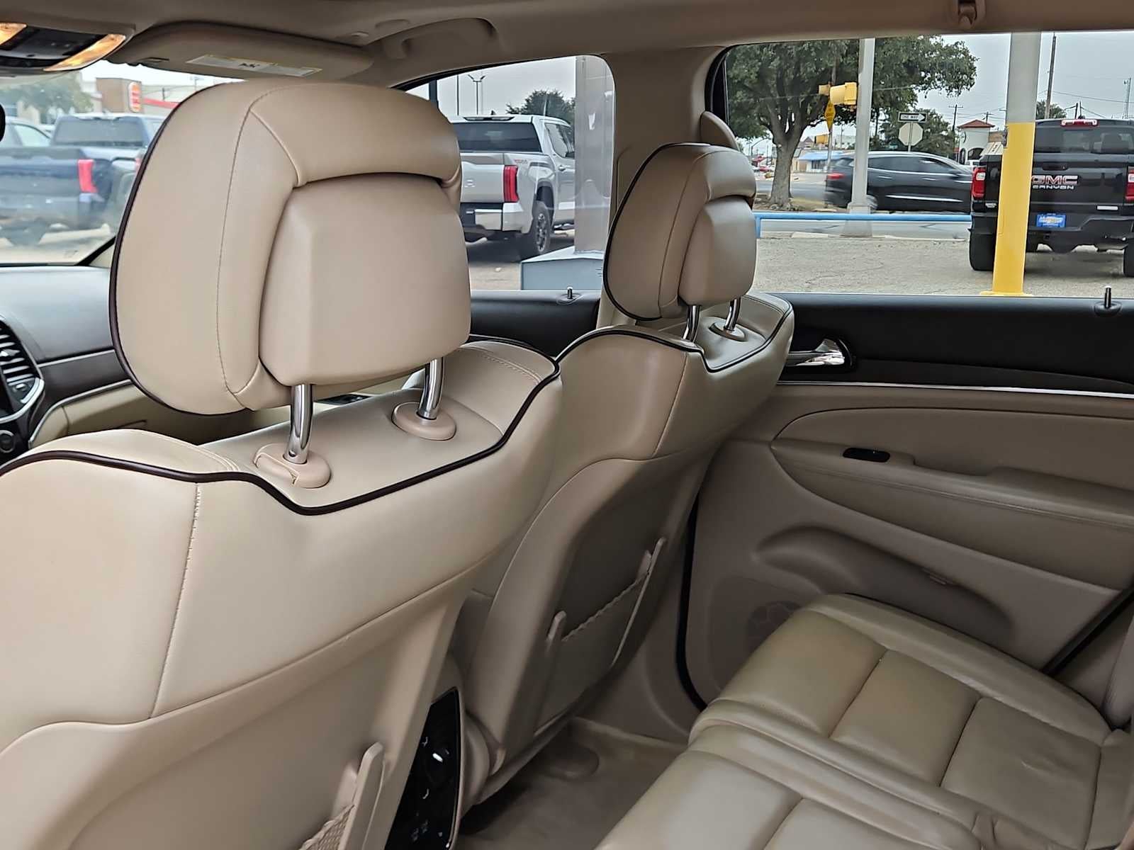 2019 Jeep Grand Cherokee Overland