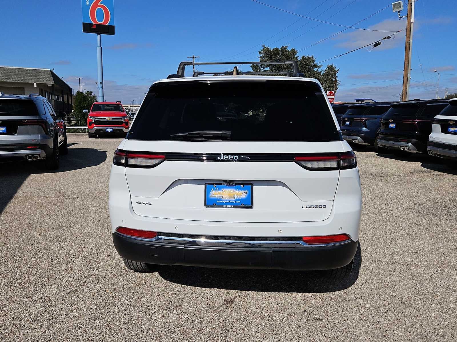 2023 Jeep Grand Cherokee Laredo