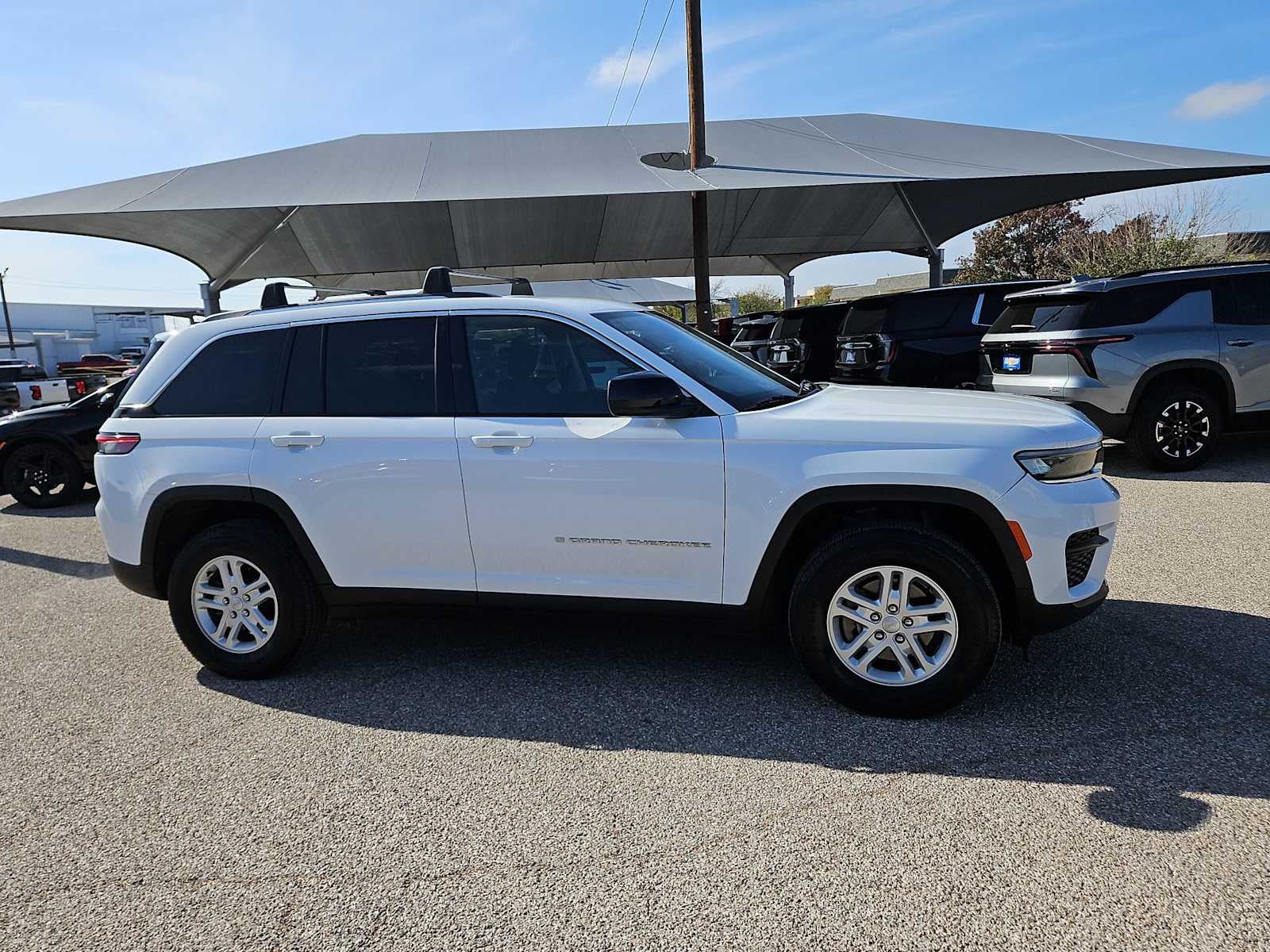 2023 Jeep Grand Cherokee Laredo