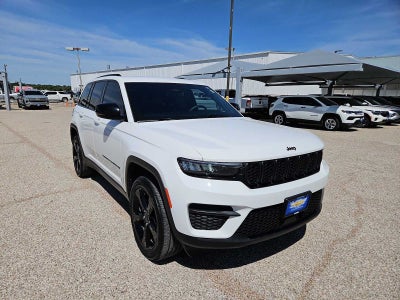 2024 Jeep Grand Cherokee Altitude