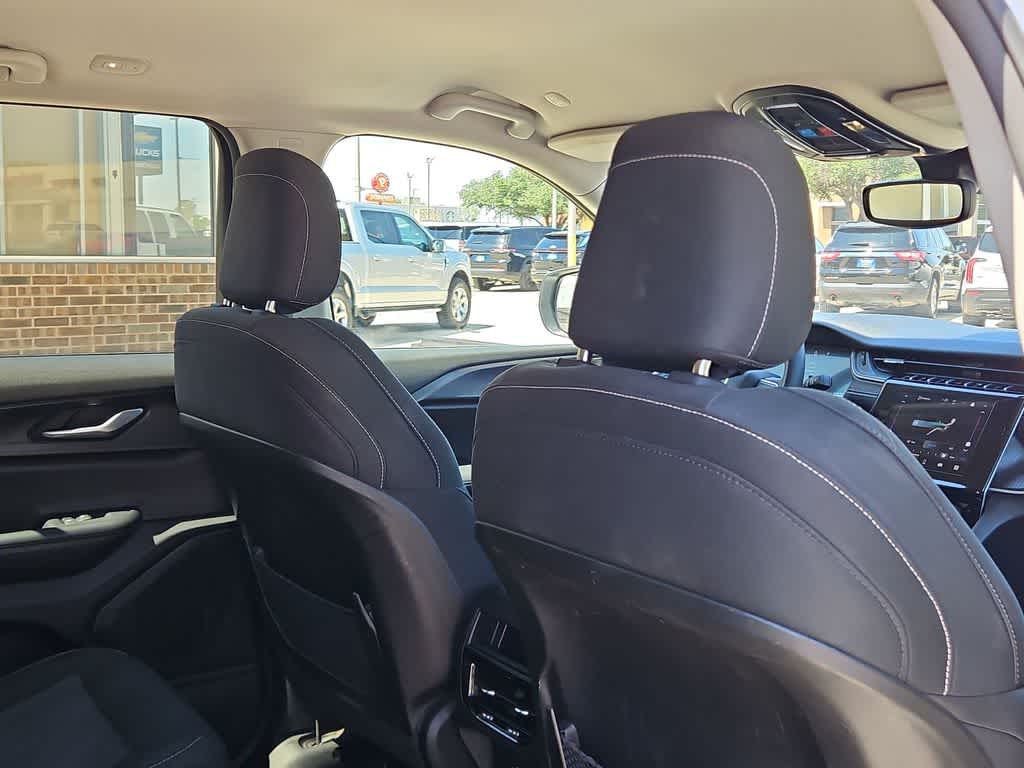 2024 Jeep Grand Cherokee Laredo