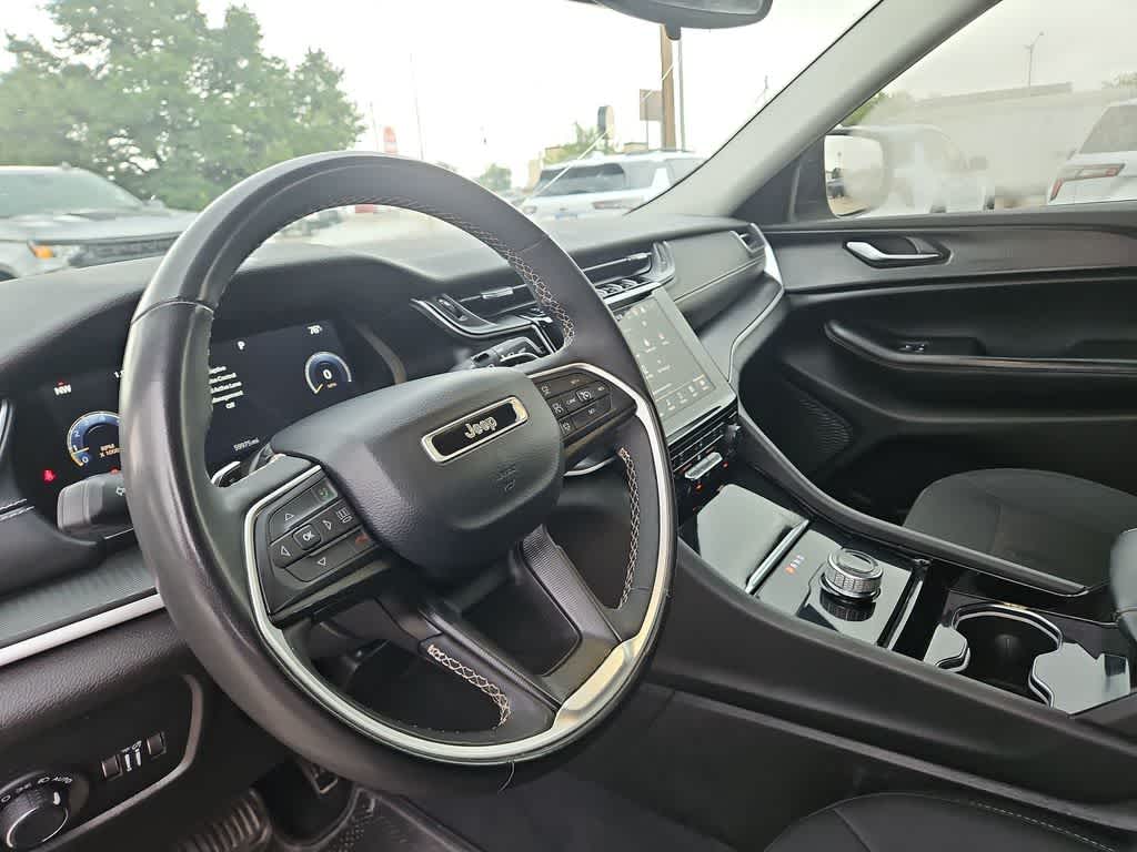 2023 Jeep Grand Cherokee L Laredo