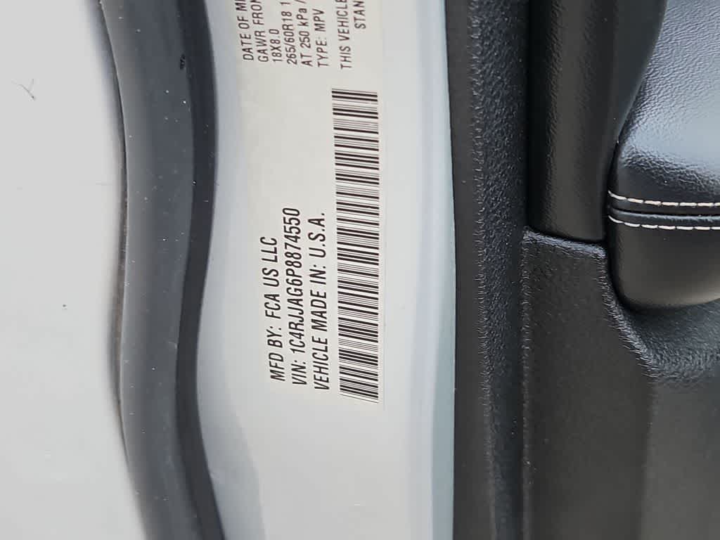 2023 Jeep Grand Cherokee L Laredo