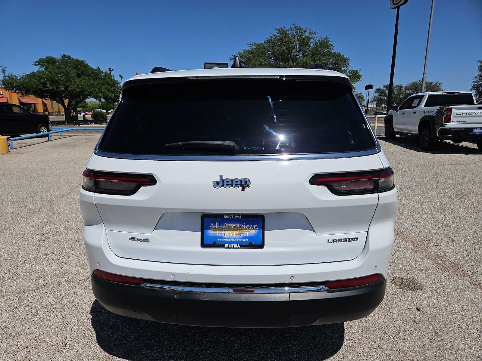 2023 Jeep Grand Cherokee L Laredo