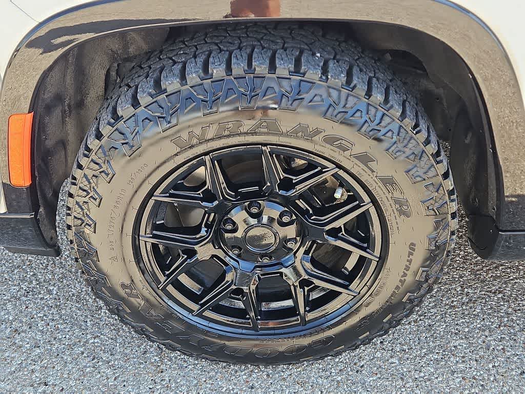 2024 Jeep Wagoneer BASE