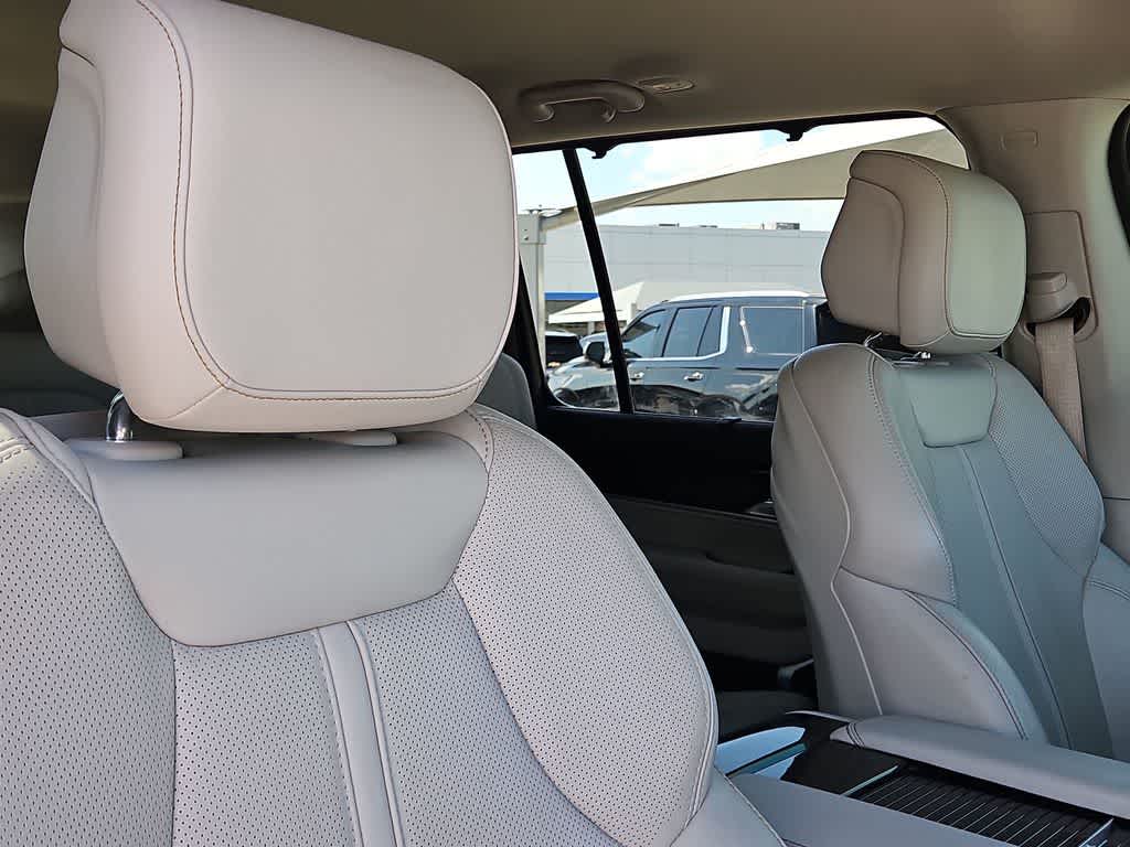 2024 Jeep Wagoneer BASE