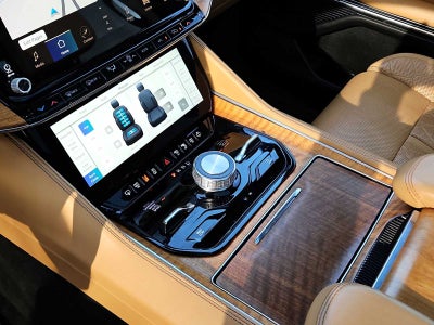 2022 Jeep Grand Wagoneer Series III