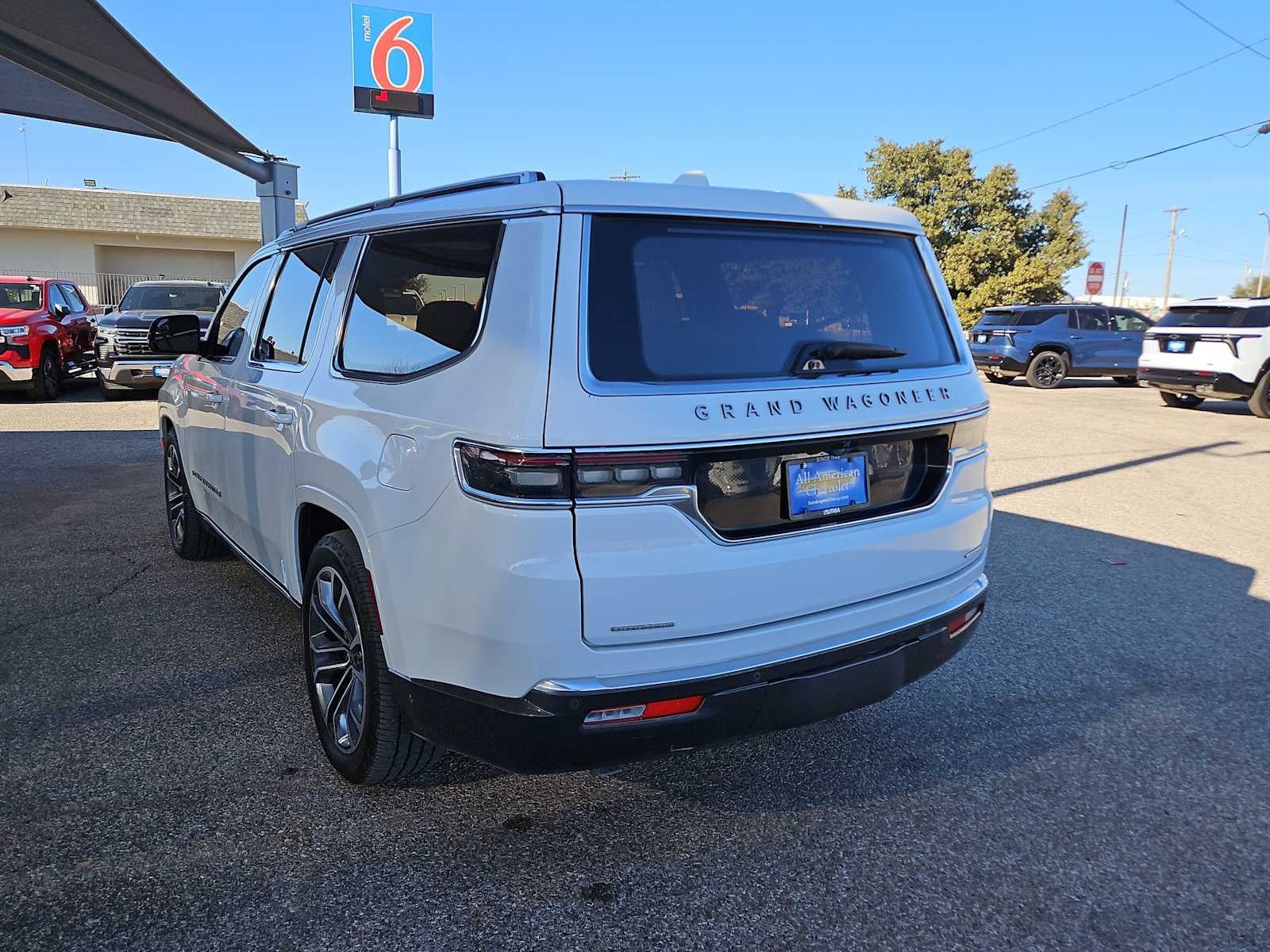 2022 Jeep Grand Wagoneer Series III