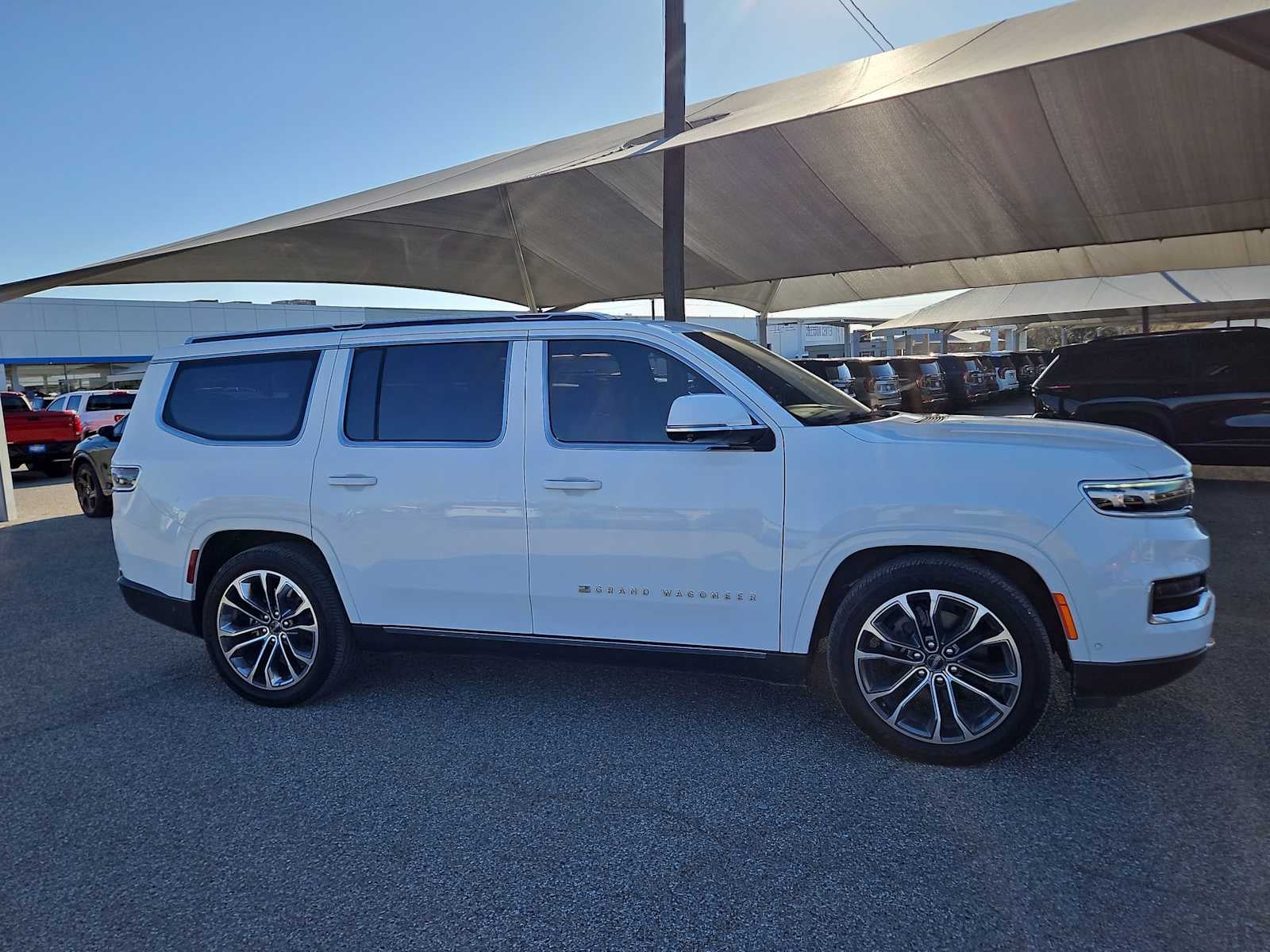 2022 Jeep Grand Wagoneer Series III