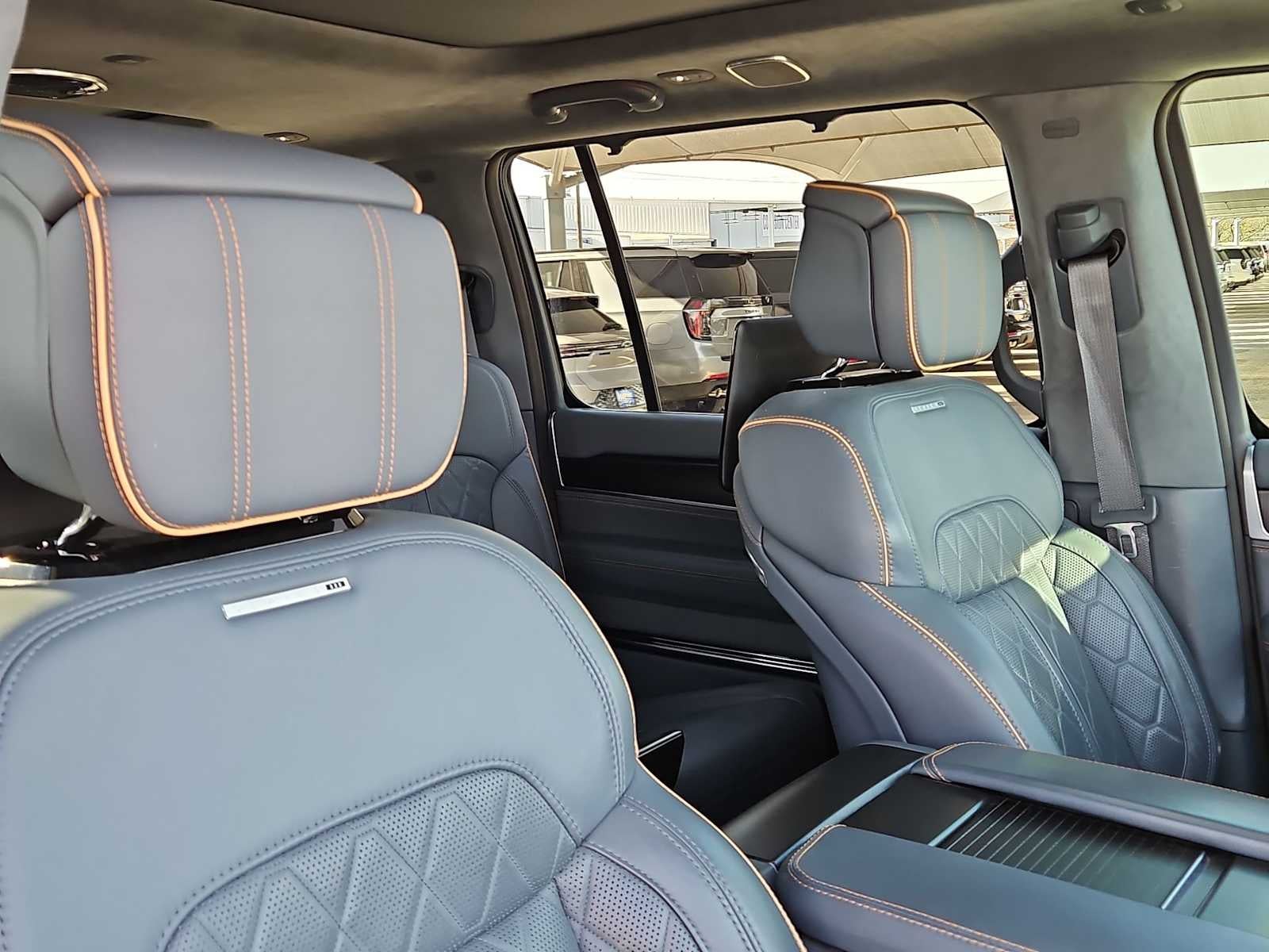 2024 Jeep Grand Wagoneer Series III Obsidian