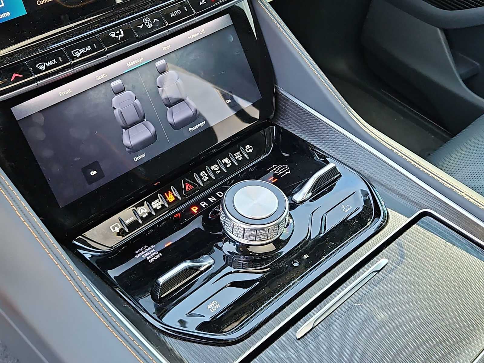 2024 Jeep Grand Wagoneer Series III Obsidian