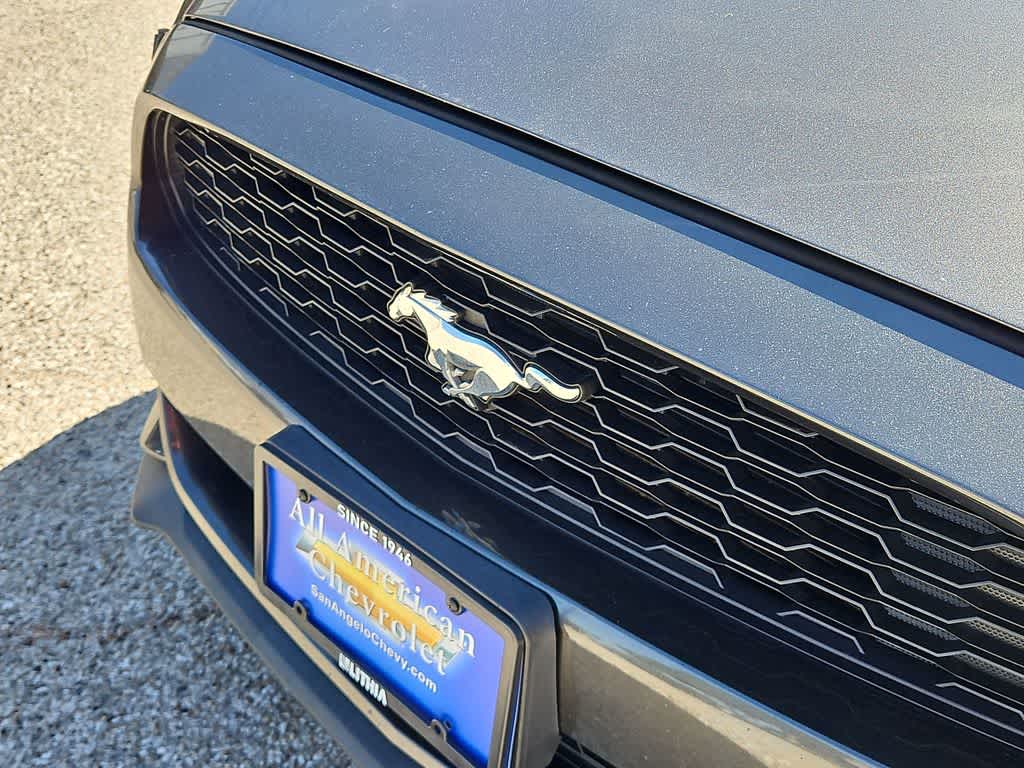 2017 Ford Mustang V6