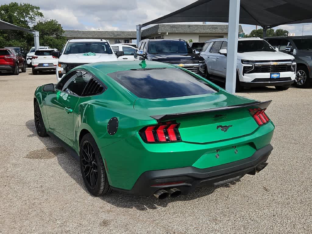 2025 Ford Mustang EcoBoost