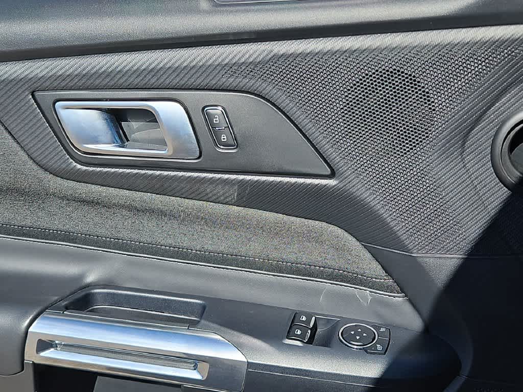 2025 Ford Mustang EcoBoost