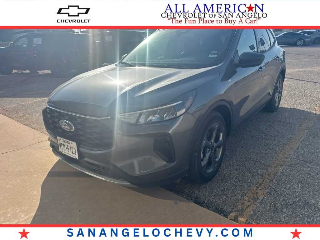 2025 Ford Escape ST-Line