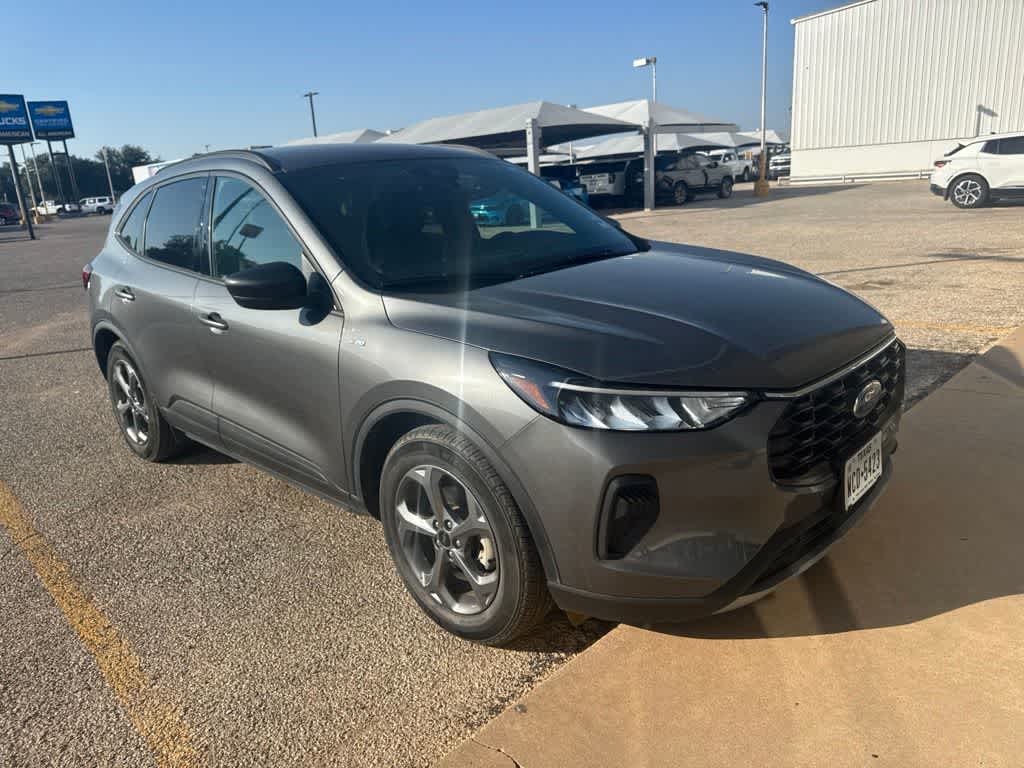 2025 Ford Escape ST-Line