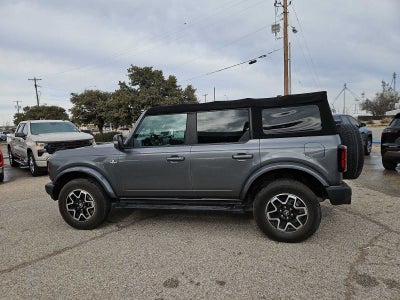 2022 Ford Bronco Base