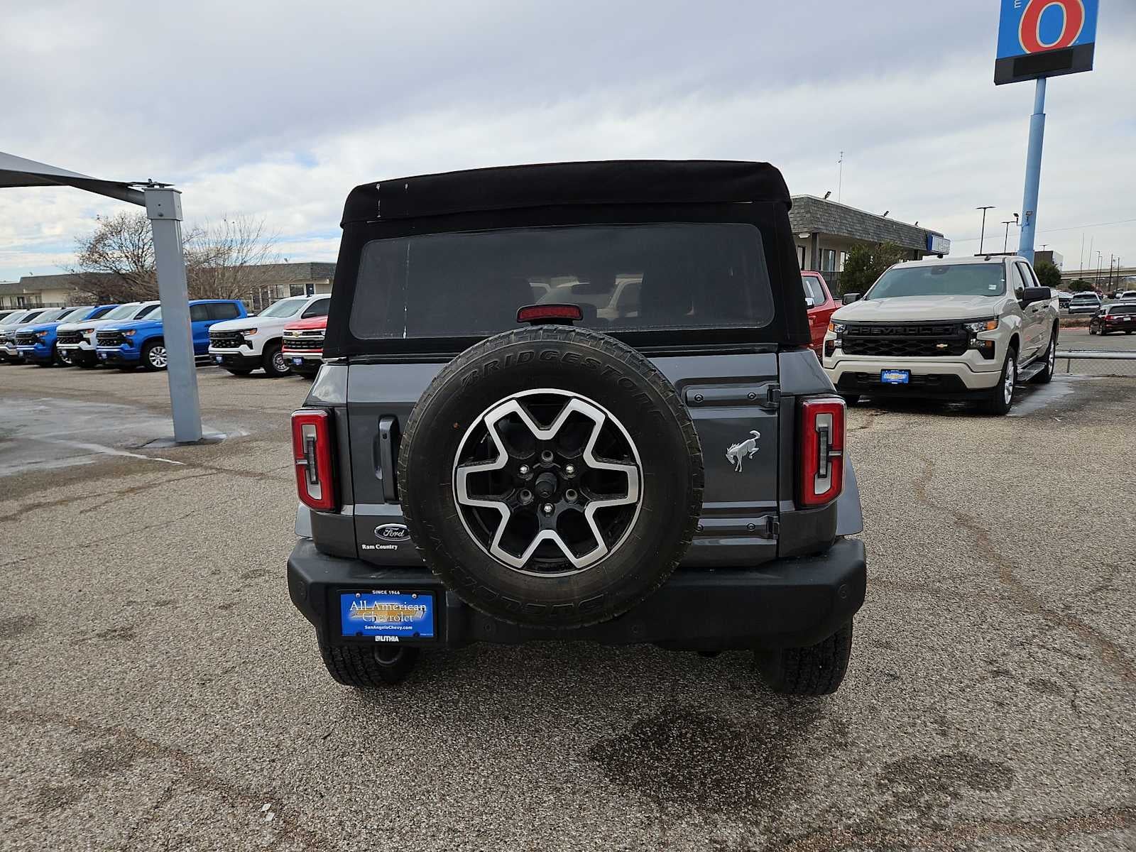 2022 Ford Bronco Base