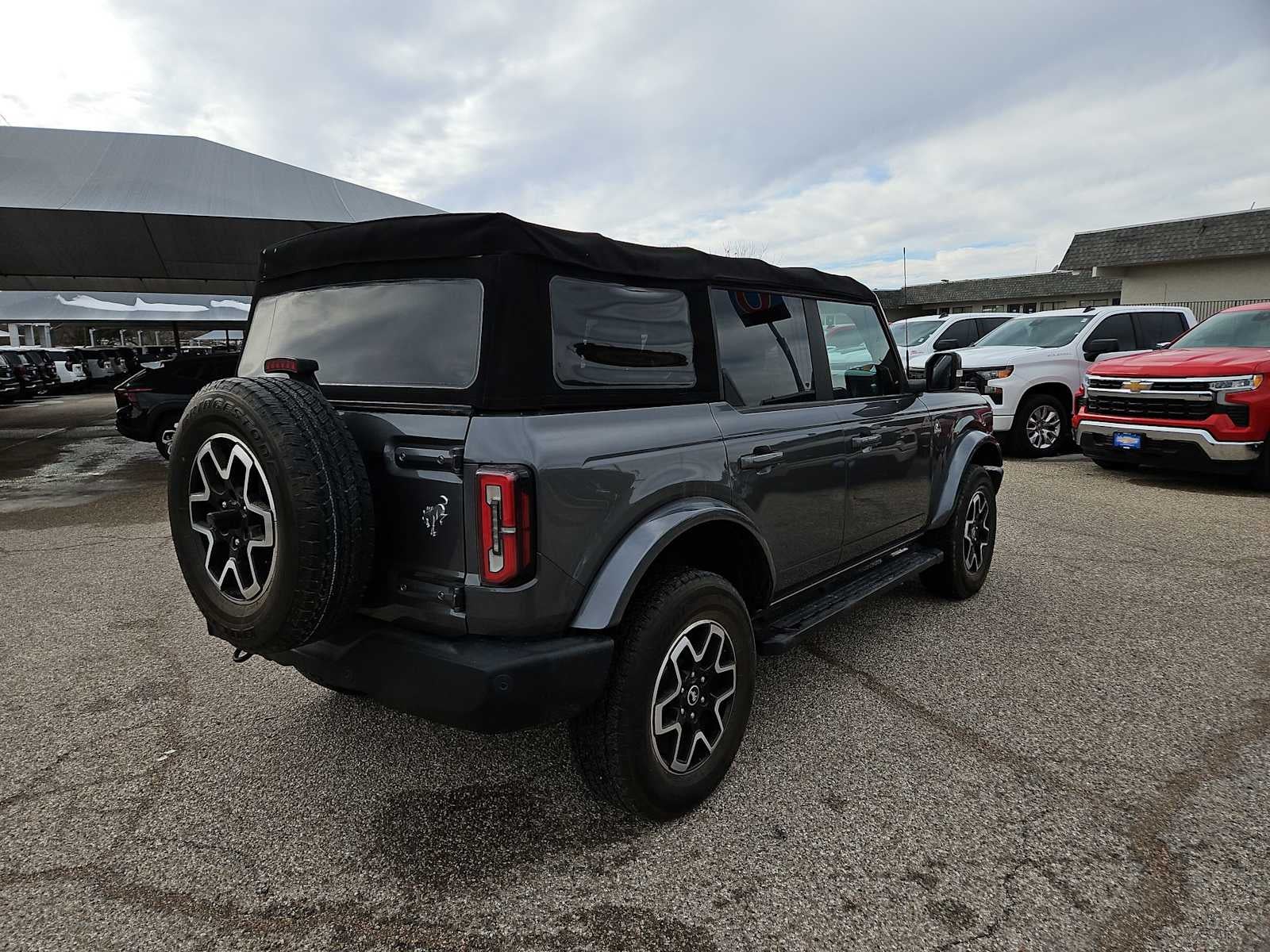 2022 Ford Bronco Base