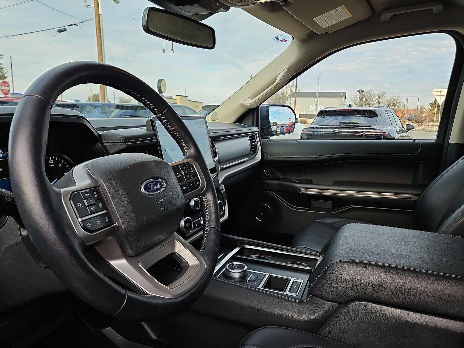 2023 Ford Expedition XLT