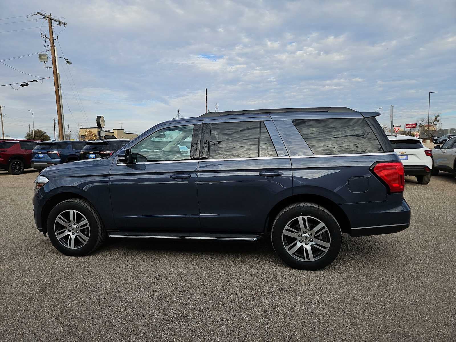 2023 Ford Expedition XLT