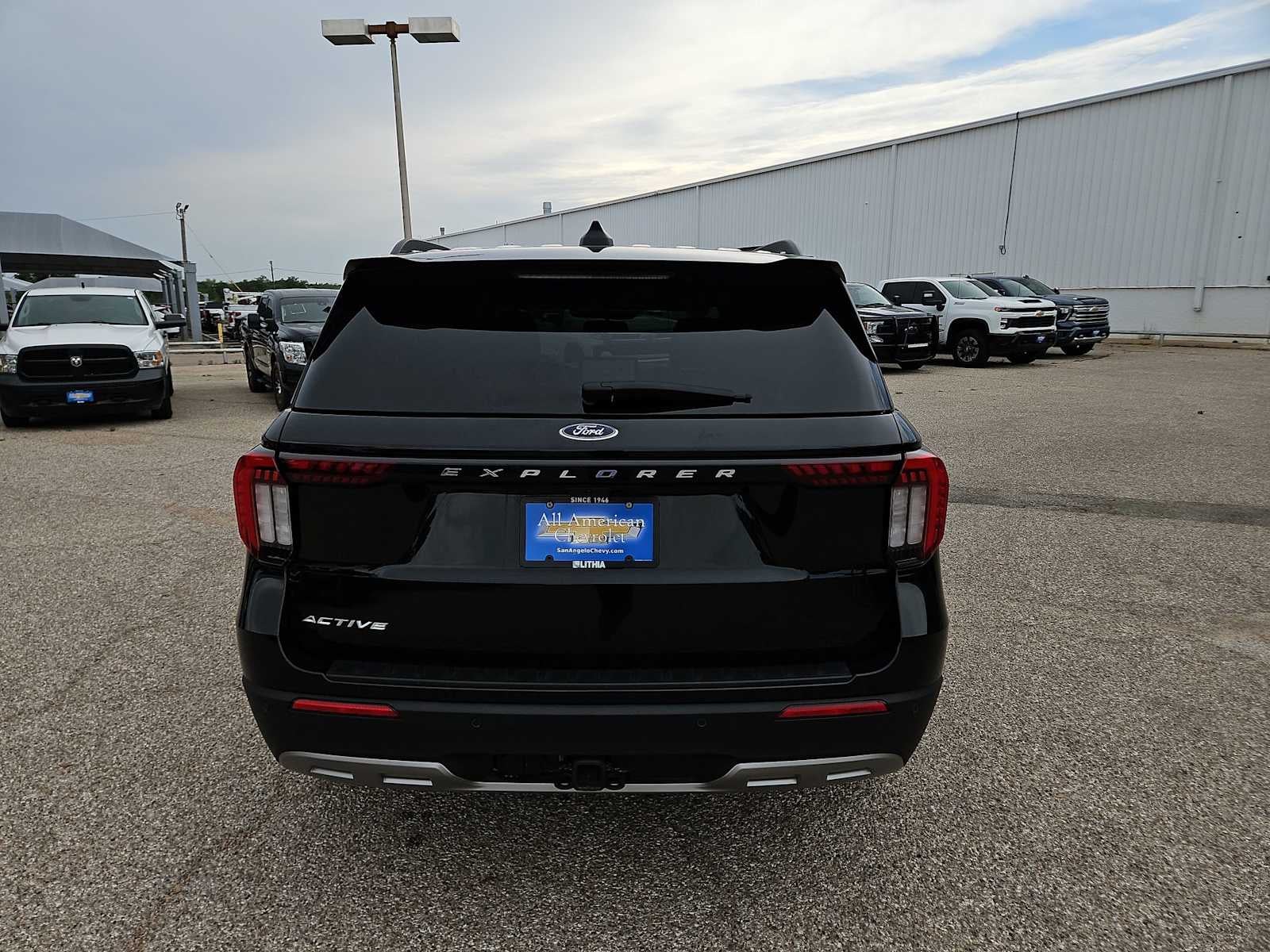 2025 Ford Explorer Active