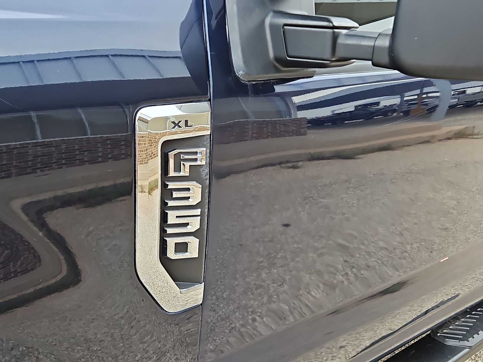 2022 Ford Super Duty F-350 SRW XL