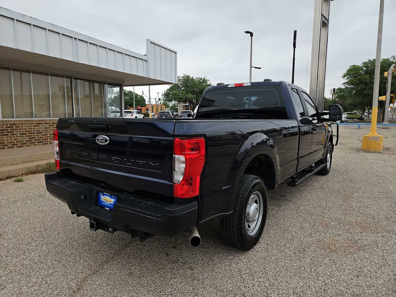 2022 Ford Super Duty F-350 SRW XL