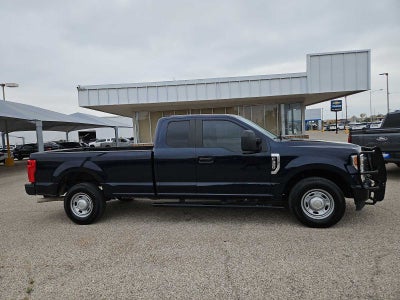 2022 Ford Super Duty F-350 SRW XL