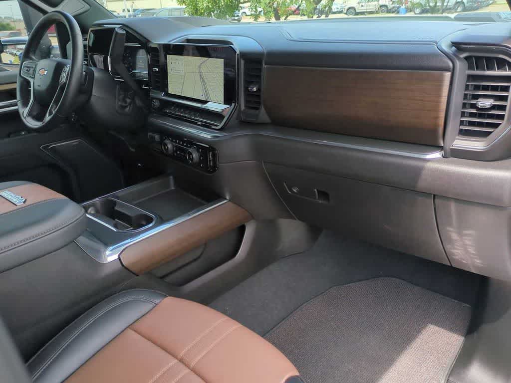 2024 Chevrolet Silverado 3500 HD High Country