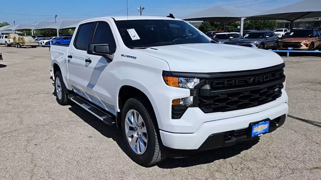 2024 Chevrolet Silverado 1500 Custom