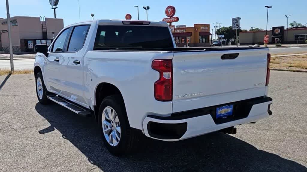 2024 Chevrolet Silverado 1500 Custom