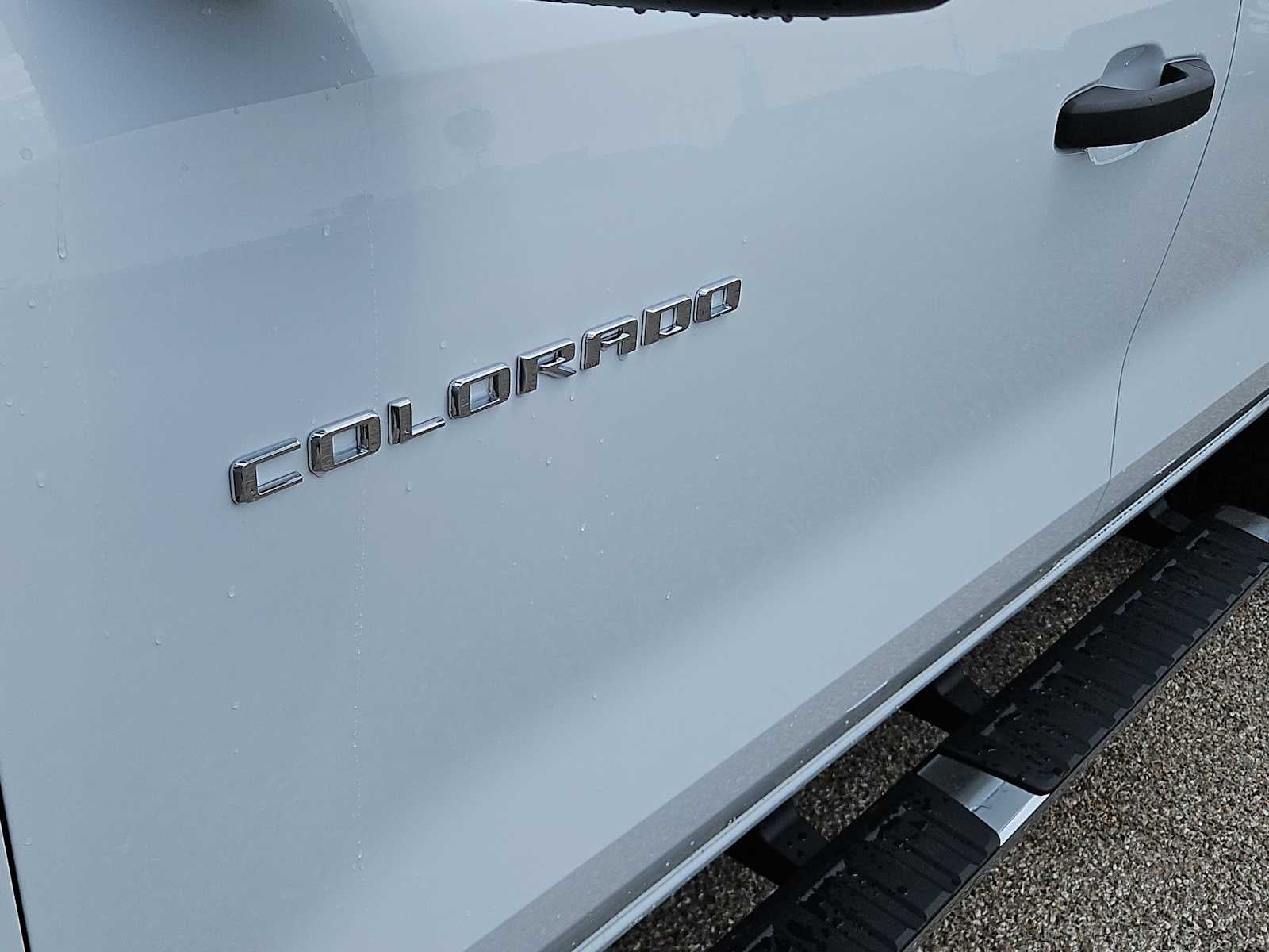 2025 Chevrolet Colorado WT/LT