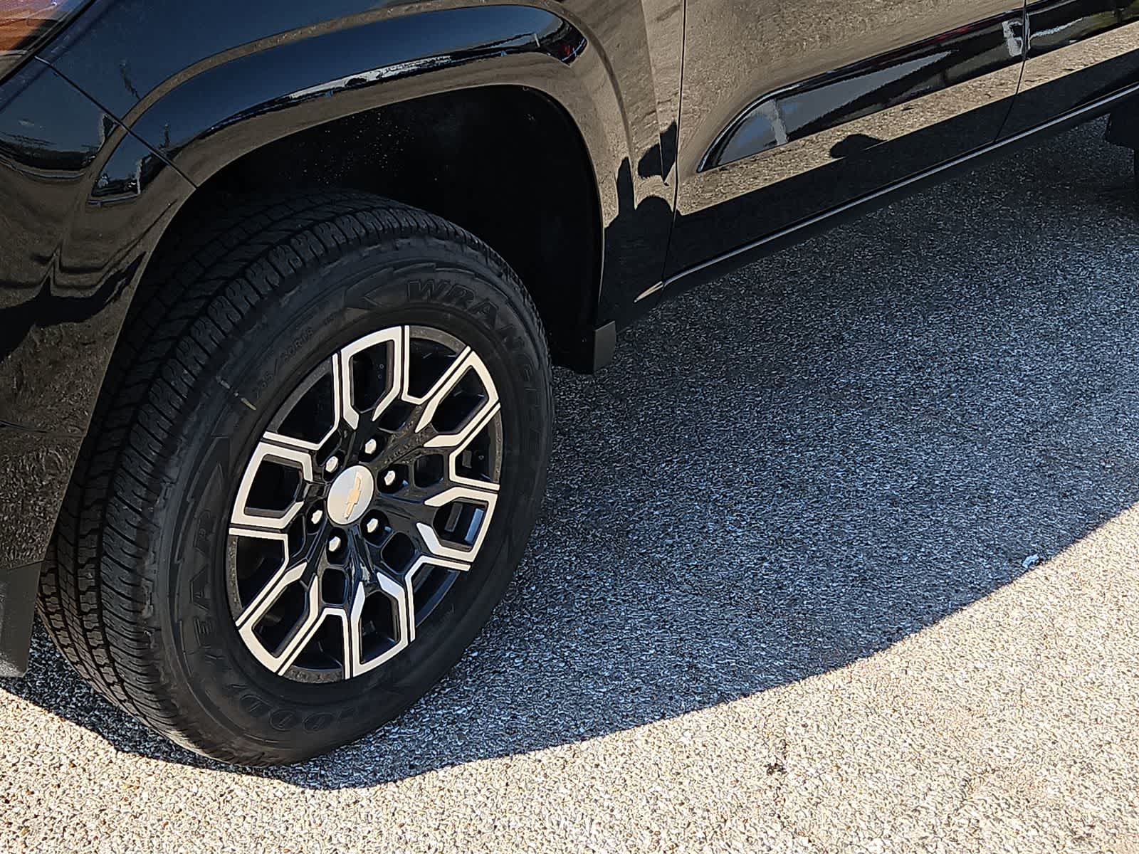 2024 Chevrolet Colorado LT