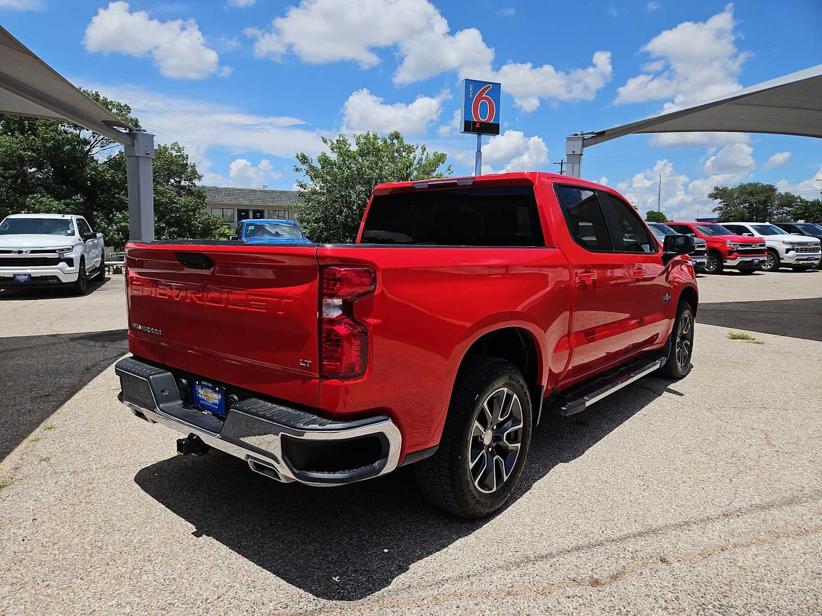2023 Chevrolet Silverado 1500 LT