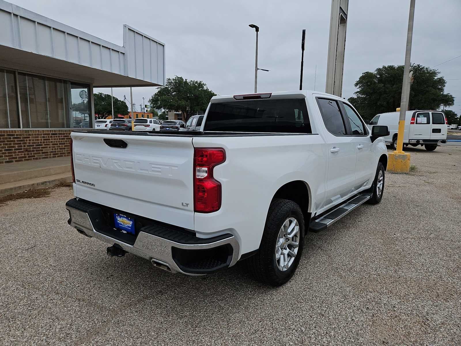 2025 Chevrolet Silverado 1500 LT