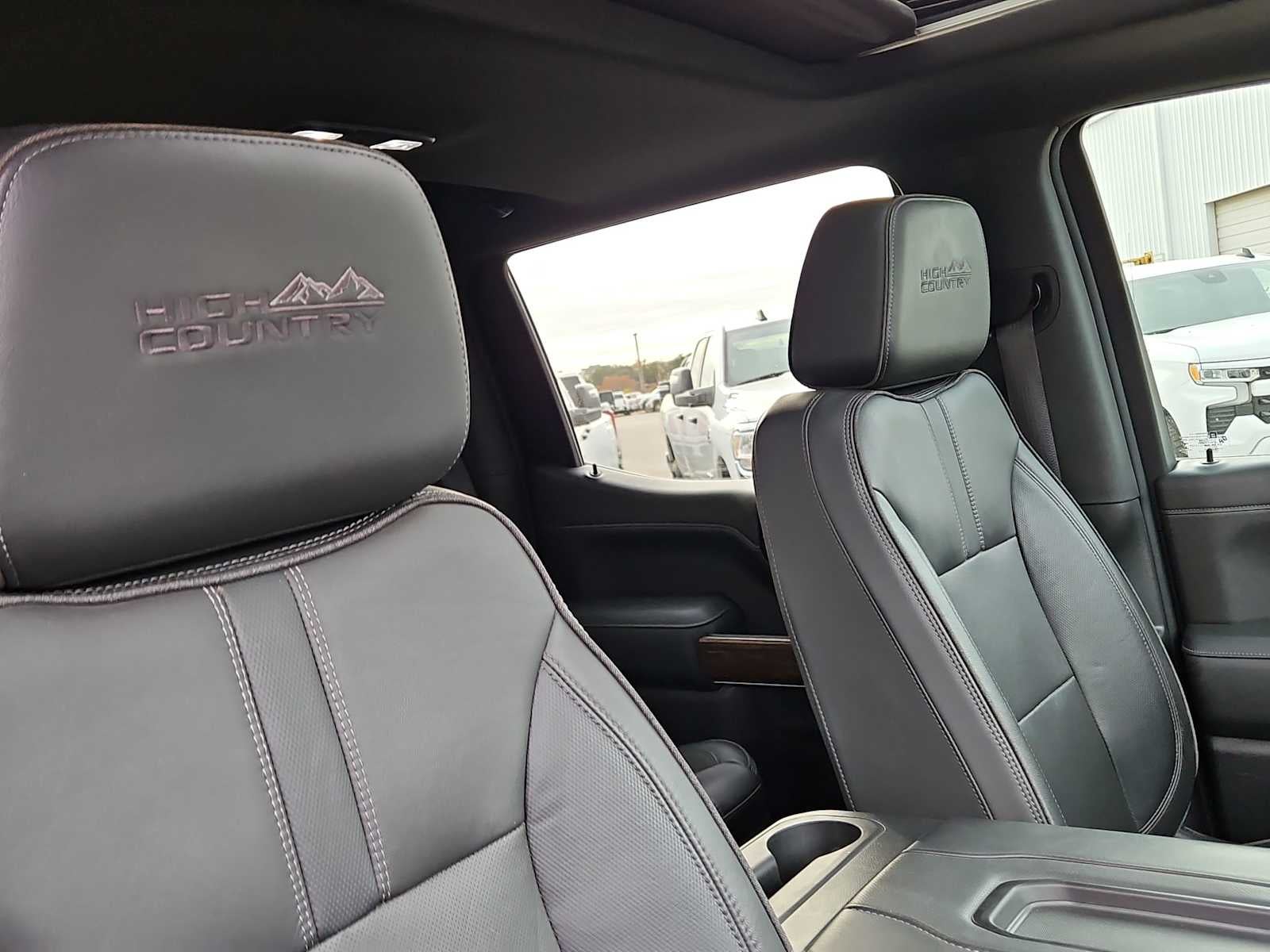 2022 Chevrolet Silverado 1500 LTD High Country