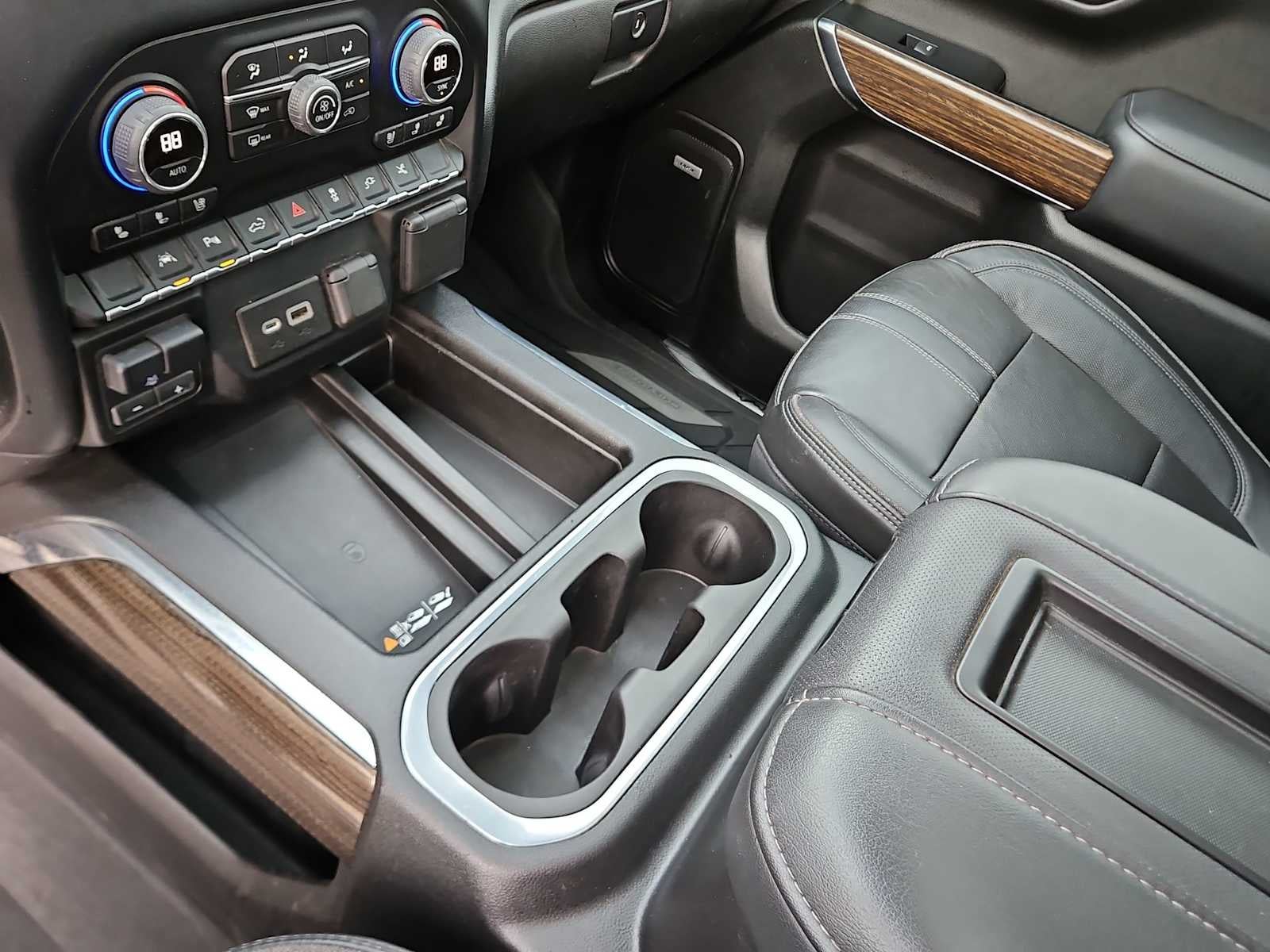 2022 Chevrolet Silverado 1500 LTD High Country