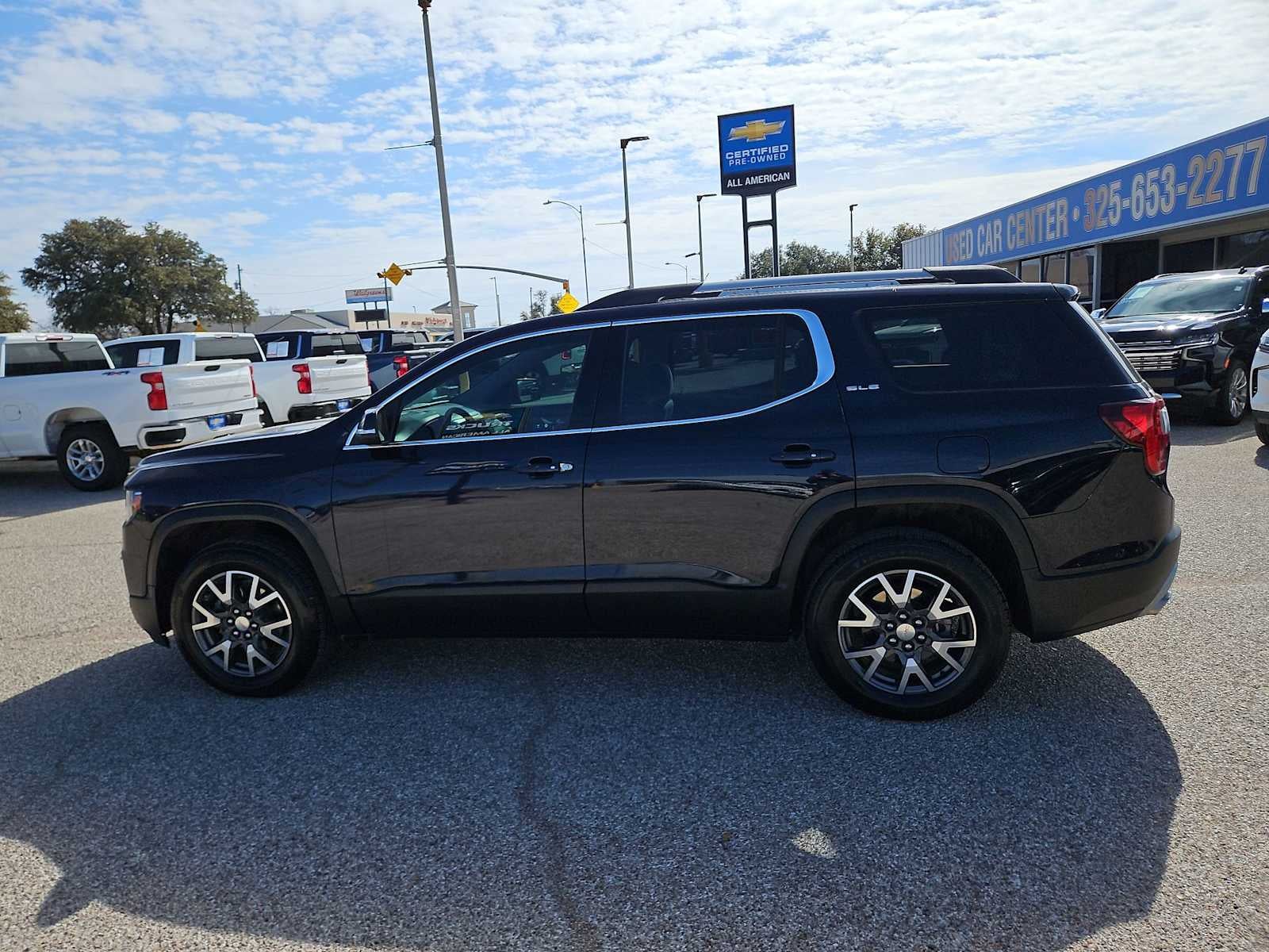 2022 GMC Acadia SLE