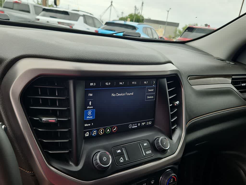 2023 GMC Acadia AT4