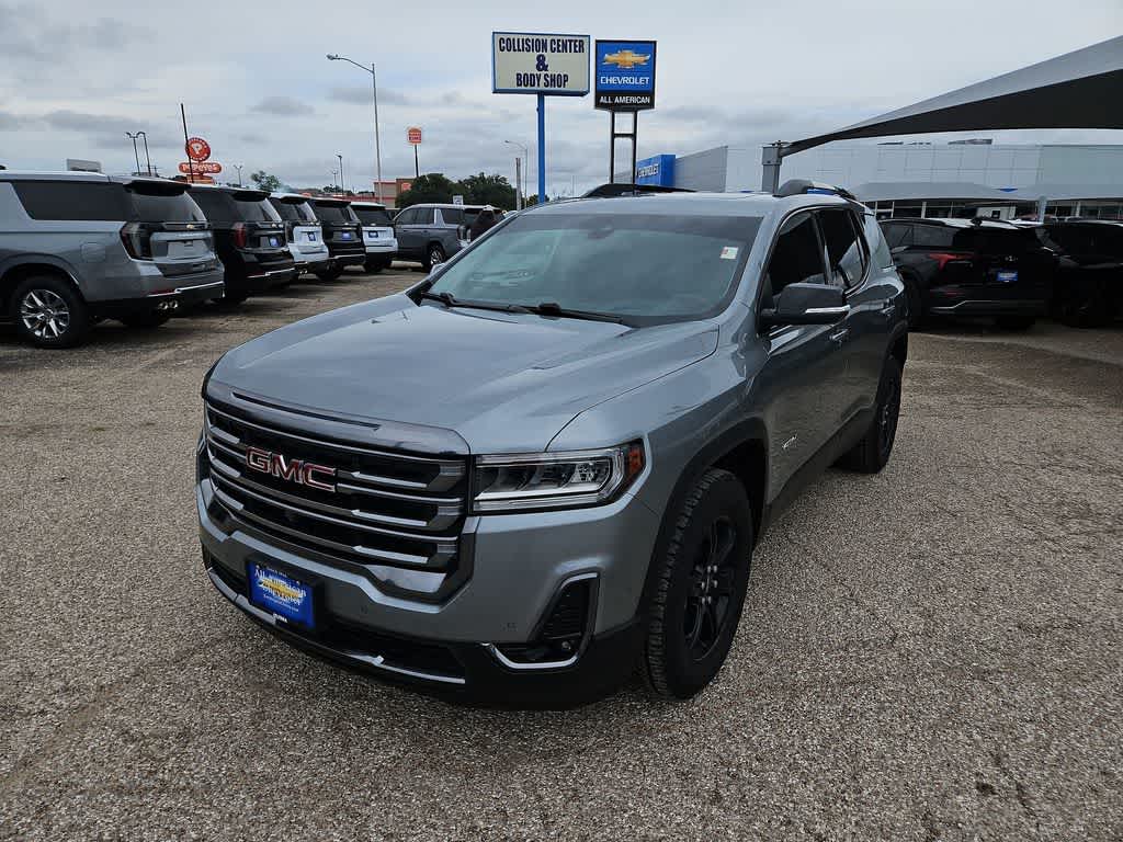 2023 GMC Acadia AT4