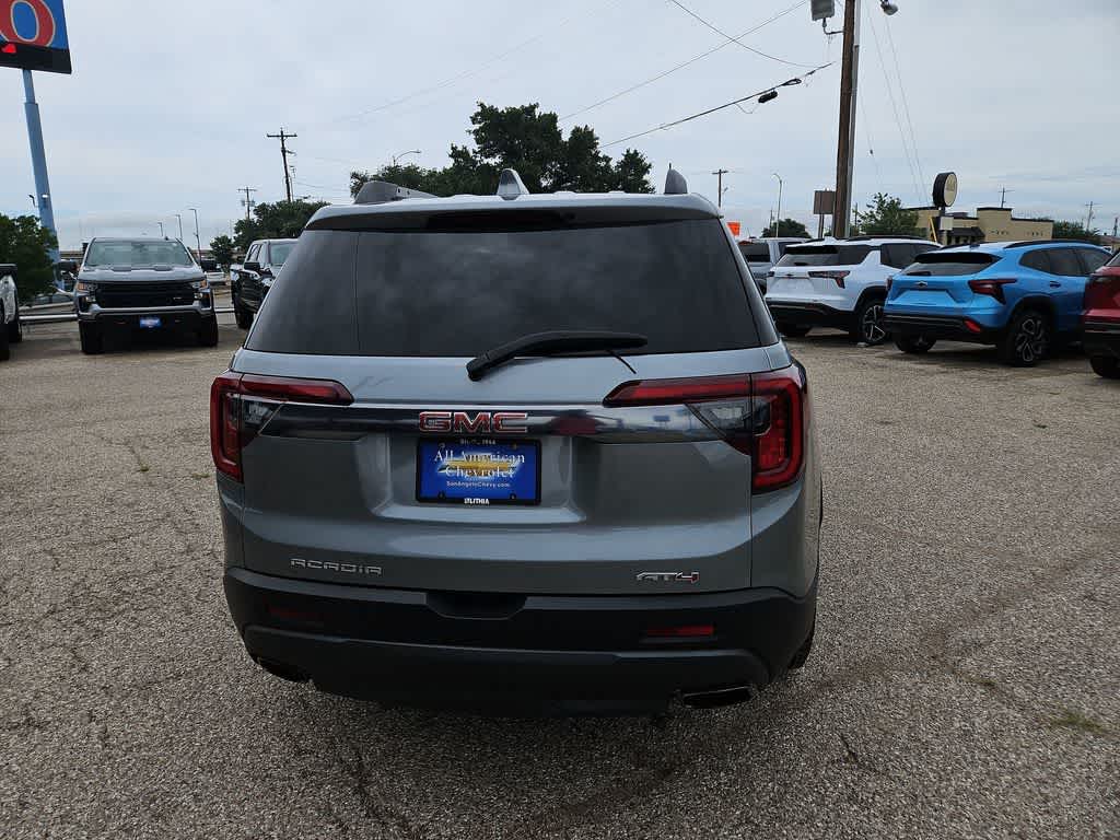 2023 GMC Acadia AT4