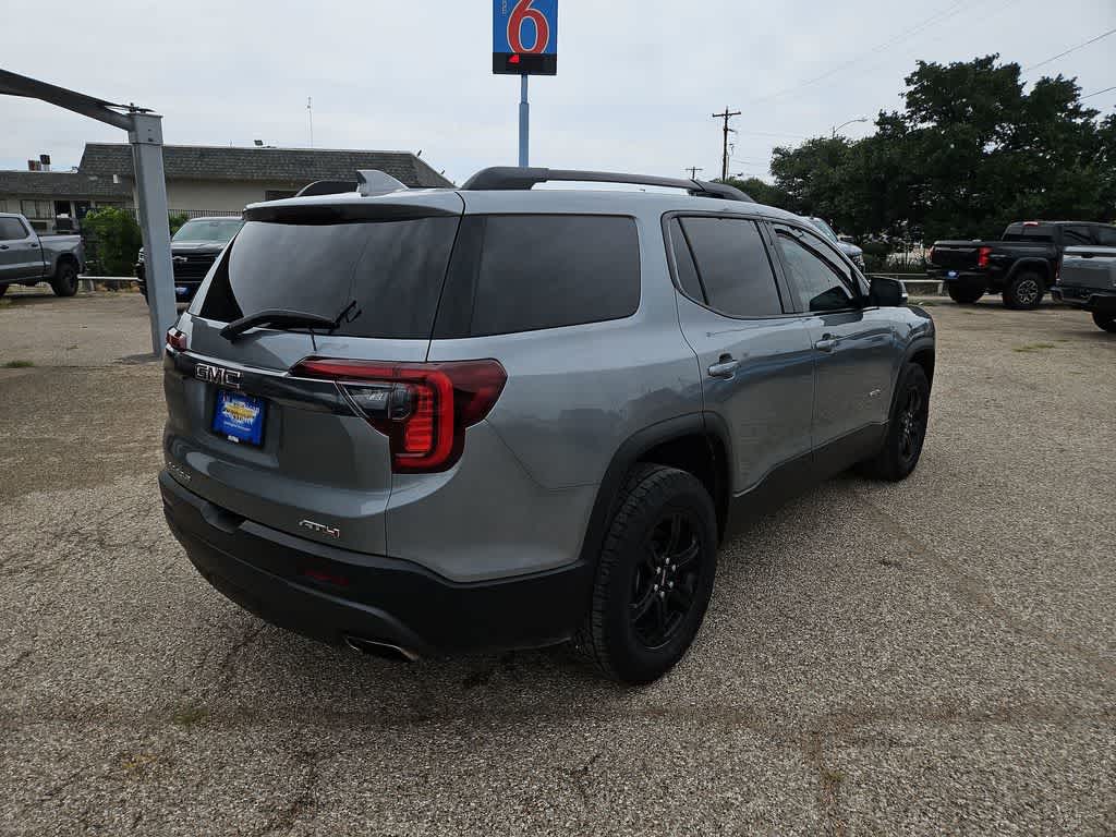 2023 GMC Acadia AT4