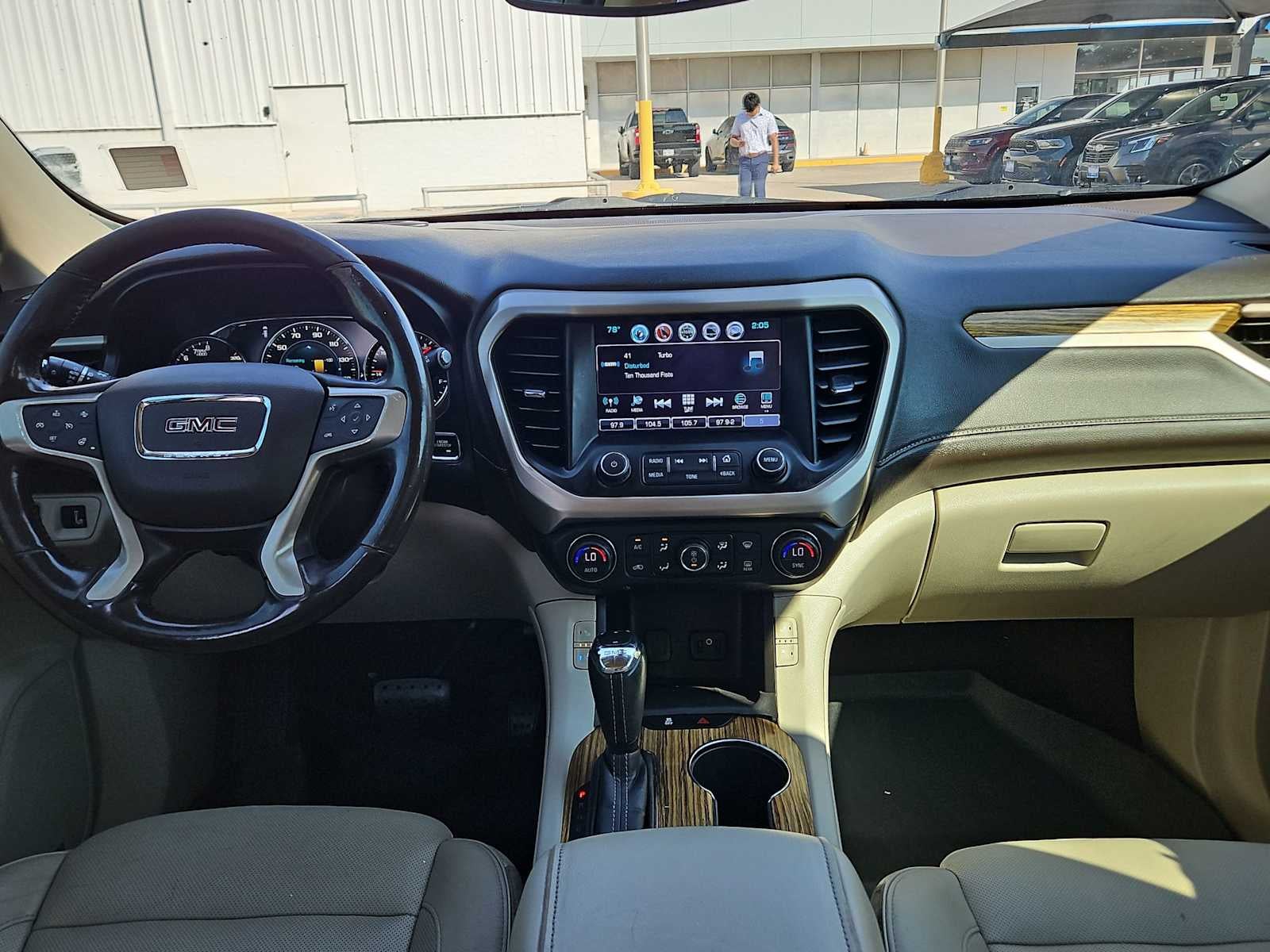 2019 GMC Acadia Denali