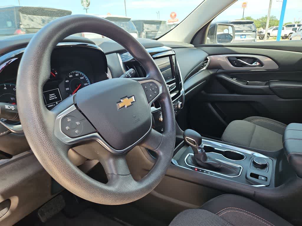 2021 Chevrolet Traverse LS