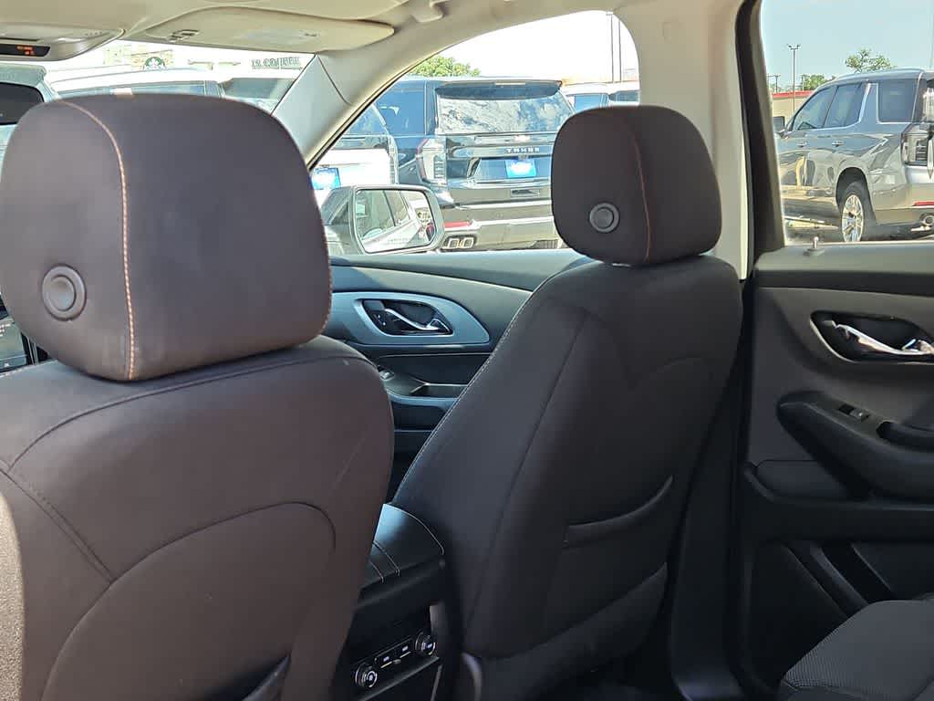 2021 Chevrolet Traverse LS