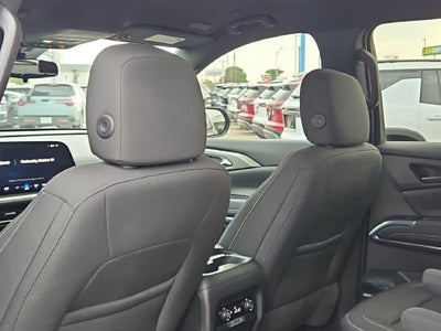 2024 Chevrolet Traverse LT
